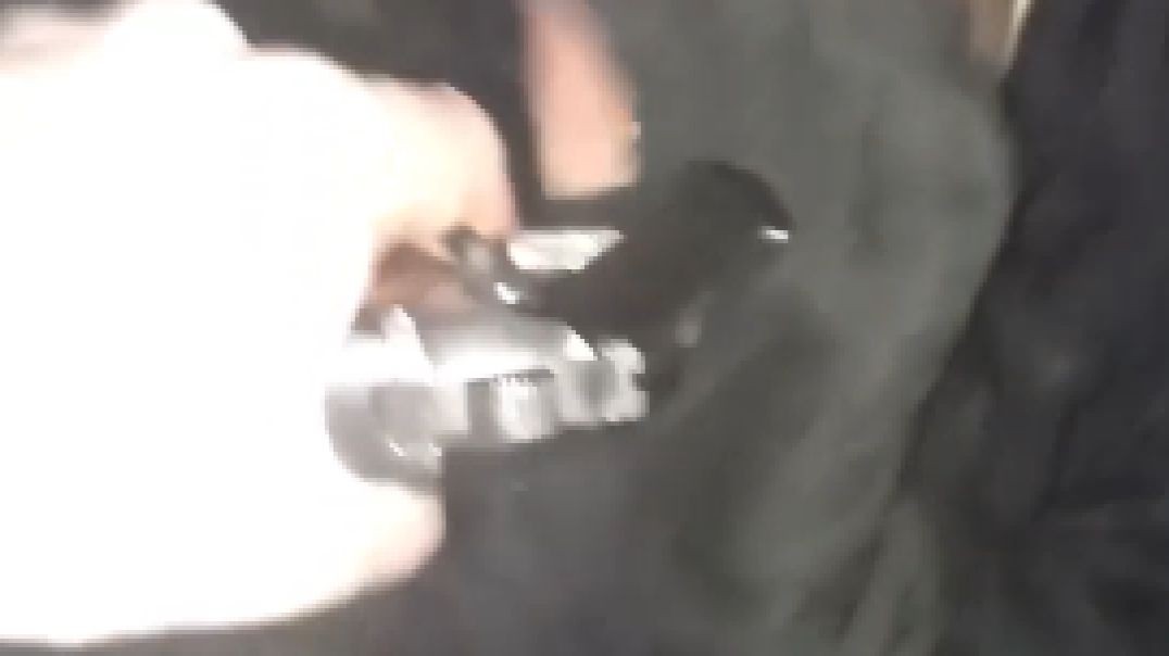 Спортики поставили швыря на колени, заставив признаться что пиздил товар ⚡️ ЛØГØВØ СПØРТИКА 🔞